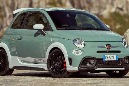 Abarth 695 70° Anniversario mit 180 PS und verstellbarem Spoiler