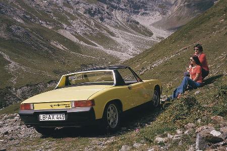 1973: Porsche 914 2.0 - Der 914 2.0 wurde von einem Vierzylinder-Boxermotor mit Einspritzung auf bis zu 190 km/h beschleunigt.