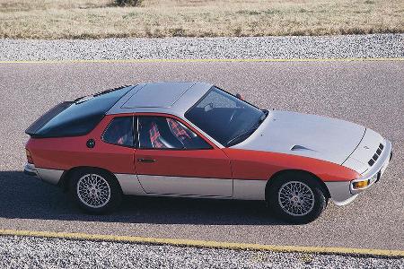 1979: Porsche 924 Turbo - Der 924 Turbo trug die charakteristischen Lufteinlässe zwischen den Klappscheinwerfern. Eine Zweif...