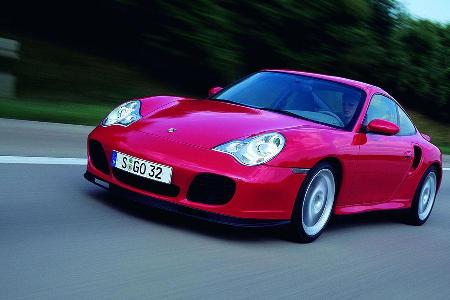 2000: Porsche 911 Turbo - Der 996 läutet ab 1997 die Ära der wassergekühlten Motoren ein.