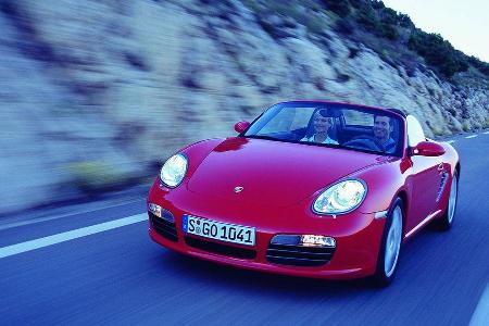 2005: Boxster (987) heraus. Nun beginnt der Einstieg Porsche Boxster - - Im gleichen Jahr kam der neuebei 240 PS (986: 204 PS).