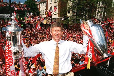 Insgesamt zehn große Titel hat Wenger mit Arsenal abgeräumt – drei Mal gewinnt er die Premier League und sieben Mal den FA C...