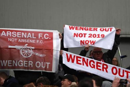 Die Lage bei den Londonern bleibt auch in der Saison 2017/2018 angespannt, obwohl die Gunners immerhin bis ins Halbfinale de...