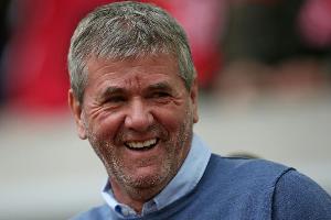 Schäfer bleibt Fortuna-Boss und Funkel Düsseldorfer Trainer