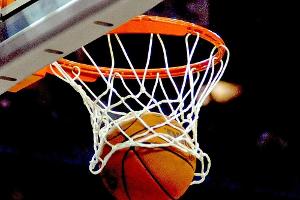 Basketball: Oldenburg vergibt Matchball, Bamberg holt Führung