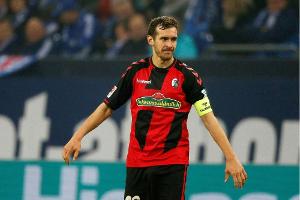 Freiburg hält Schuster die Treue