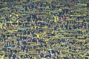 Polizei nimmt BVB-Ultras in Gewahrsam - Teile der Südtribüne leer
