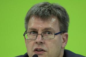 Tischtennis: Unterstützung für Weikert im Präsidentschafts-Wahlkampf