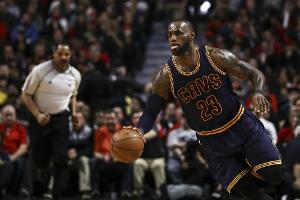 NBA: James führt Cavaliers mit Play-off-Rekord ins Finale