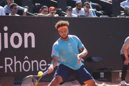 Franzose Tsonga feiert 15. Turniersieg auf der ATP-Tour Franzose Tsonga feiert 15. Turniersieg auf der ATP-Tour