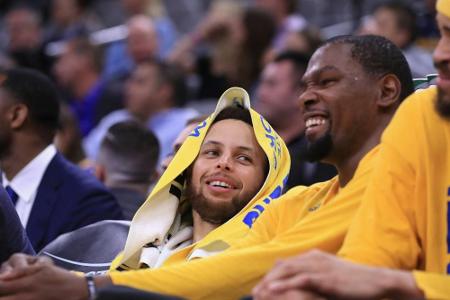 NBA: Warriors gewinnen auch drittes Spiel gegen die Spurs