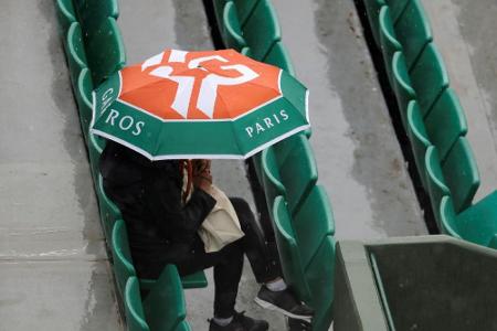 Regen bei French Open: Männer-Viertelfinals auf Mittwoch verlegt Regen bei French Open: Männer-Viertelfinals auf Mittwoch verlegt