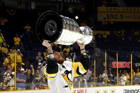 NHL: Stanley-Cup-Sieger Kühnhackl für Expansions-Draft freigegeben NHL: Stanley-Cup-Sieger Kühnhackl für Expansions-Draft freigegeben