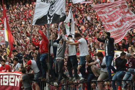 Zuschauerrekord für die Fußball-Bundesligen Zuschauerrekord für die Fußball-Bundesligen