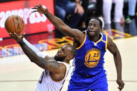 Cleveland meldet sich mit furiosem Sieg gegen Warriors zurück