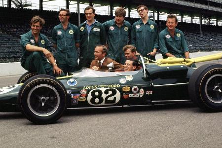 Zwischen 1960 und 1968 sind Jim Clark und sein Lotus ein Gespann, das nur schwer zu schlagen ist. Neben 25 Grands-Prix-Siege... Zwischen 1960 und 1968 sind Jim Clark und sein Lotus ein Gespann, das nur schwer zu schlagen ist. Neben 25 Grands-Prix-Siege...