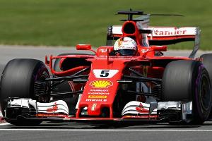 Formel 1: Vettel fällt am Start zurück, Hamilton vorne