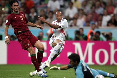 13 Jahre Les Bleus, 123 Spiele, 51 Tore: Thierry Henry hat in der internen französischen Rangliste so illustre Namen wie Mic...