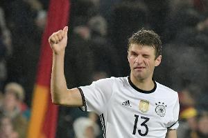 "Fiiiiiiinnaaaaalleeeeee!" - Weltmeister gratulieren den jungen Wilden