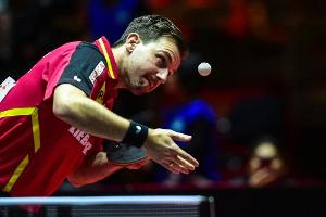 Tischtennis-Experiment mit Boll und Ovtcharov in Filmstudios
