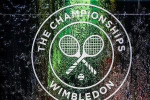 Wimbledon: Russe Medwedew schmeißt Geld vor Schiedsrichterin