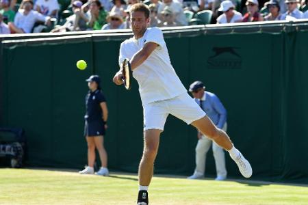 Nach Gojowczyk verliert auch Mayer in Wimbledon Nach Gojowczyk verliert auch Mayer in Wimbledon