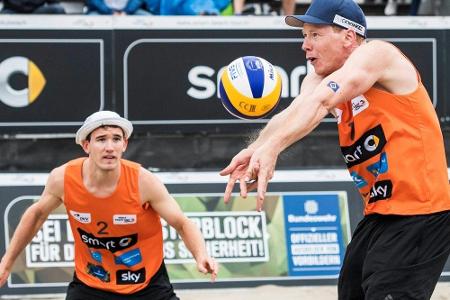 Beachvolleyball-WM: Laboureur/Sude souverän - Böckermann/Flüggen vor dem Aus