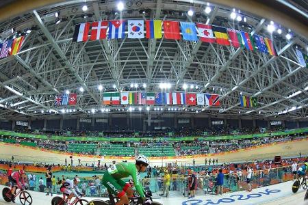 Feuer beschädigt Dach von Olympia-Velodrom in Rio Feuer beschädigt Dach von Olympia-Velodrom in Rio