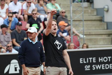 Nazi-Eklat bei Tennisturnier im schwedischen Bastad Nazi-Eklat bei Tennisturnier im schwedischen Bastad