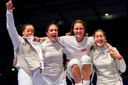 Italien gewinnt Mannschaftsgold im Damenflorett - Südkorea im Herrensäbel