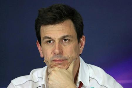 Formel 1: Wolff sieht Verhältnis zwischen Mercedes und Ferrari nicht belastet Formel 1: Wolff sieht Verhältnis zwischen Mercedes und Ferrari nicht belastet
