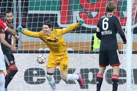 Der Augsburger Keeper ist mit seinem 2:2-Ausgleichstreffer gegen Leverkusen erst der dritte Bundesliga-Torhüter, der aus dem...