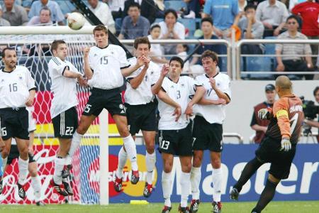 José Luis Chilavert war während seiner aktiven Karriere ebenfalls weit über die Grenzen Südamerikas hinaus als exzellenter F...