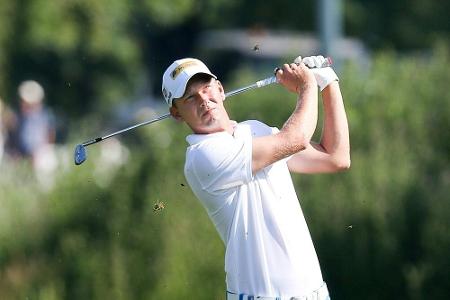 Golf: Engländer Smith vorn - Siem mit Hole-in-One zum Sportwagen Golf: Engländer Smith vorn - Siem mit Hole-in-One zum Sportwagen