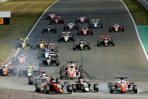 ADAC Formel 4: Drugovich gewinnt in Oschersleben und ist "Halbzeitmeister"