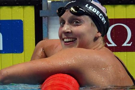 Zwölftes Gold: Ledecky kürt sich zur erfolgreichsten WM-Schwimmerin der Geschichte Zwölftes Gold: Ledecky kürt sich zur erfolgreichsten WM-Schwimmerin der Geschichte