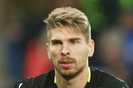 Weltmeister Zieler patzt bei VfB-Debüt Weltmeister Zieler patzt bei VfB-Debüt