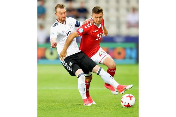 Deutschlands Zehner mit dem Kämpferherzen gab den Dirigenten im Spiel des DFB. Stach mit präzisen Pässen als Vorbereiter her...