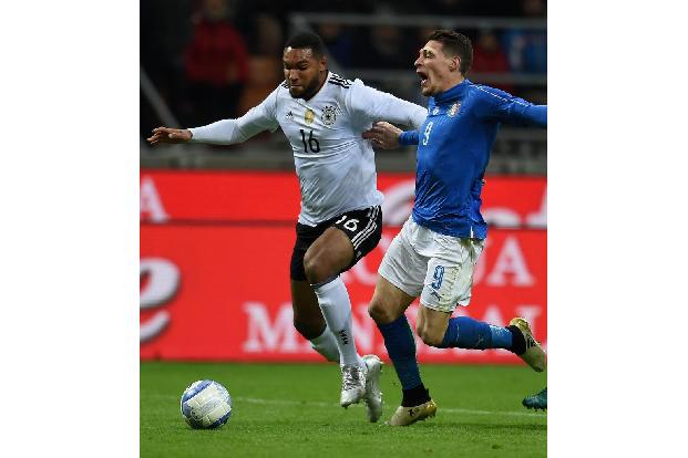 Der nächste für die Kategorie Perspektivspieler. Der Kapitän der U21-Nationalmannschaft durfte sich in drei Freundschaftsspi...