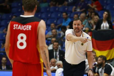 Basketballer bei Sieg gegen Israel noch nicht sicher im EM-Achtelfinale Basketballer bei Sieg gegen Israel noch nicht sicher im EM-Achtelfinale