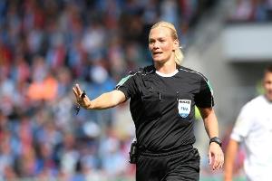 Erste Bundesliga-Partie: Steinhaus pfeift Hertha gegen Bremen
