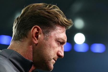 Nach Eklat um FCA-Kapitän Baier: Hasenhüttl unversöhnlich Nach Eklat um FCA-Kapitän Baier: Hasenhüttl unversöhnlich