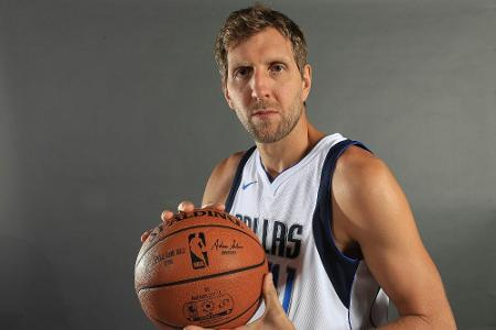 Nowitzki soll künftig als Center starten: Nowitzki soll künftig als Center starten: