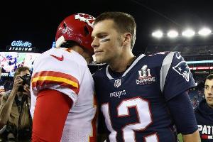 Patriots patzen beim Saisonstart - Smith sticht Brady aus