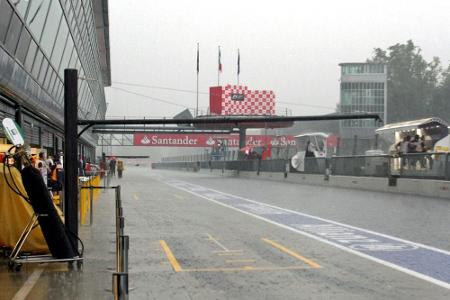 Dauerregen in Monza: Abschlusstraining wird zur Farce Dauerregen in Monza: Abschlusstraining wird zur Farce