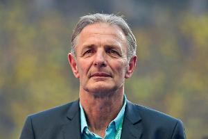 Rekordspieler Körbel plant Altersheim für Ex-Profis
