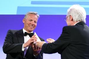 Schümann für Umstieg auf Einrümpfer beim America's Cup
