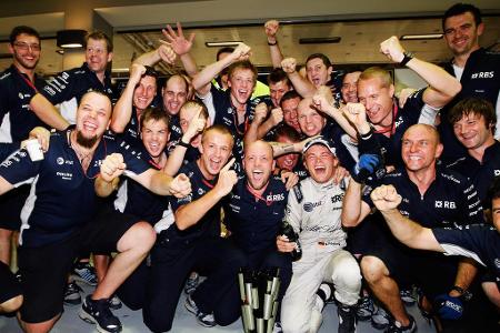 Bei der Premieren-Ausgabe 2008 hat ein Fahrer ganz besonderen Grund zur Freude: Nico Rosberg. Der Deutsche wird in dem Renne...