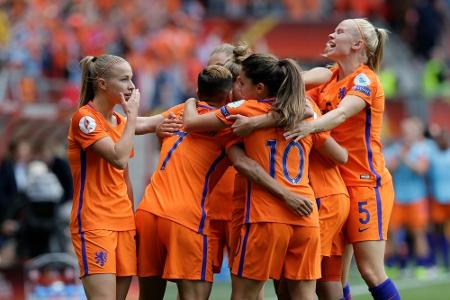 Oranje-Frauen machen ihr Sommermärchen wahr