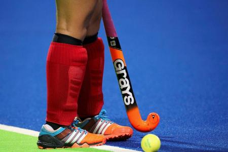 Hockey: Männer und Frauen verlieren Auftaktspiele bei Vier-Nationen-Turnier Hockey: Männer und Frauen verlieren Auftaktspiele bei Vier-Nationen-Turnier